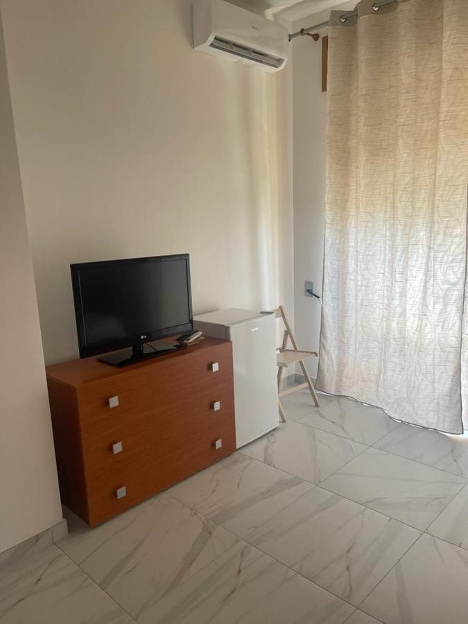 Camere Lorenzo Порто Чезарео Екстериор снимка