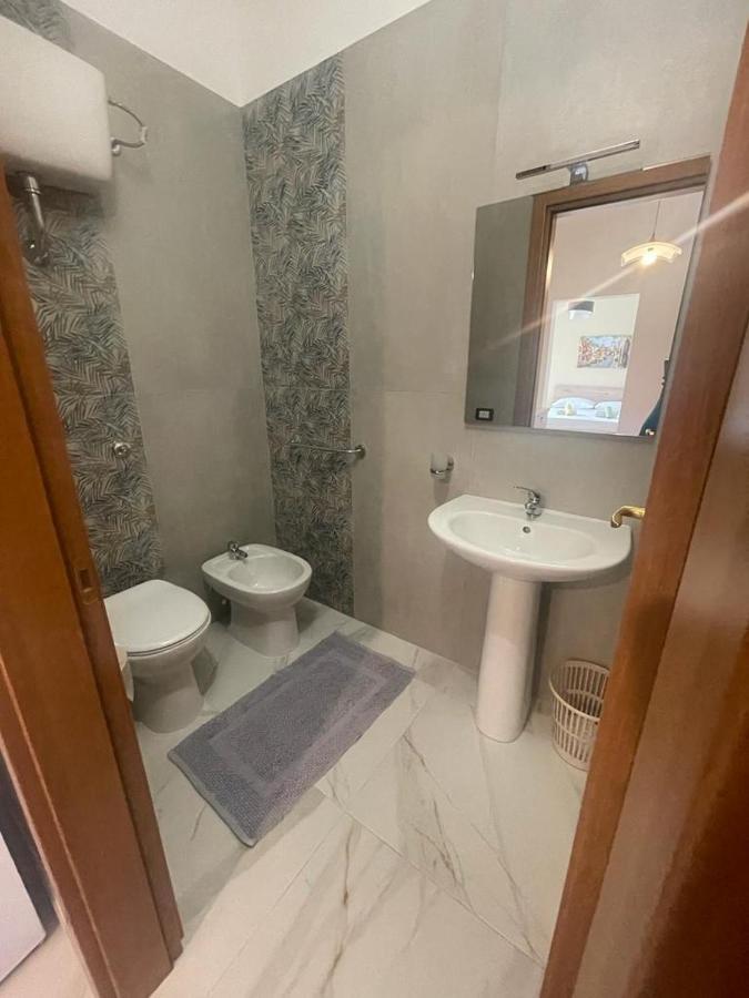 Camere Lorenzo Порто Чезарео Екстериор снимка