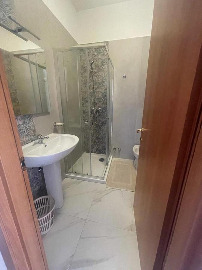 Camere Lorenzo Порто Чезарео Екстериор снимка
