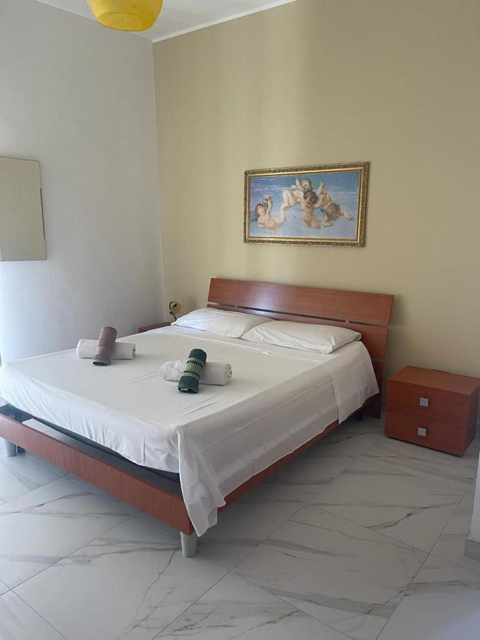 Camere Lorenzo Порто Чезарео Екстериор снимка