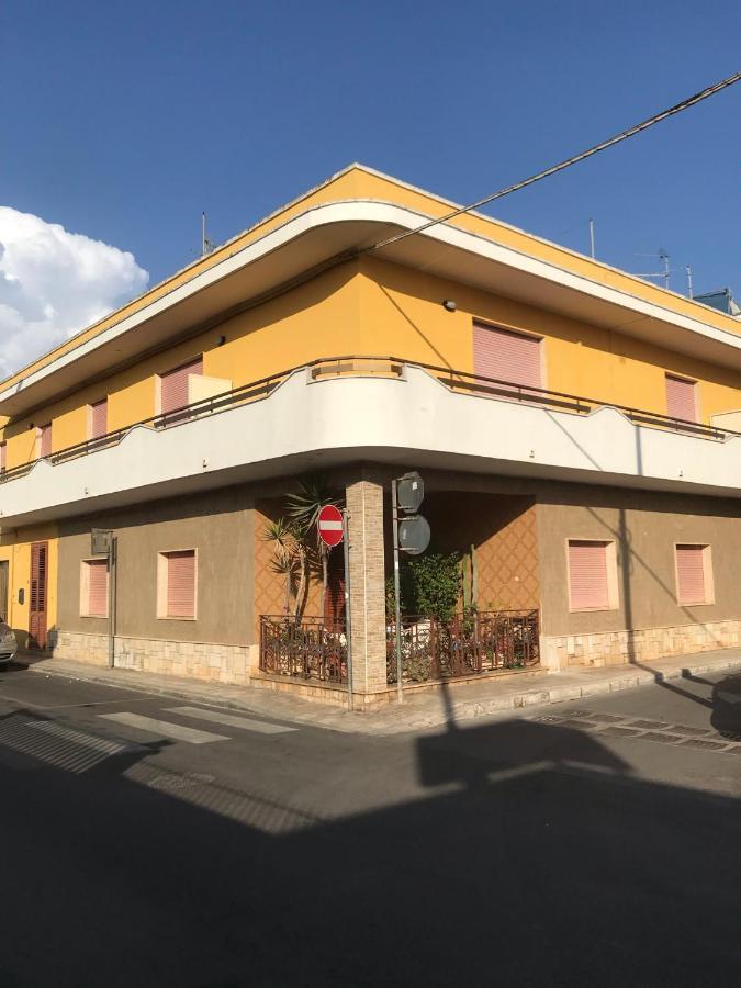 Camere Lorenzo Порто Чезарео Екстериор снимка